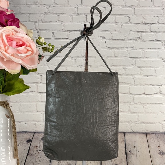 VINTAGE 70’s CARLOS FALCHI Gray Leather Crossbody Bag - Picture 4 of 17